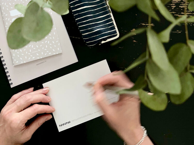 Milloin olet viimeksi kirjoittanut postikortin?