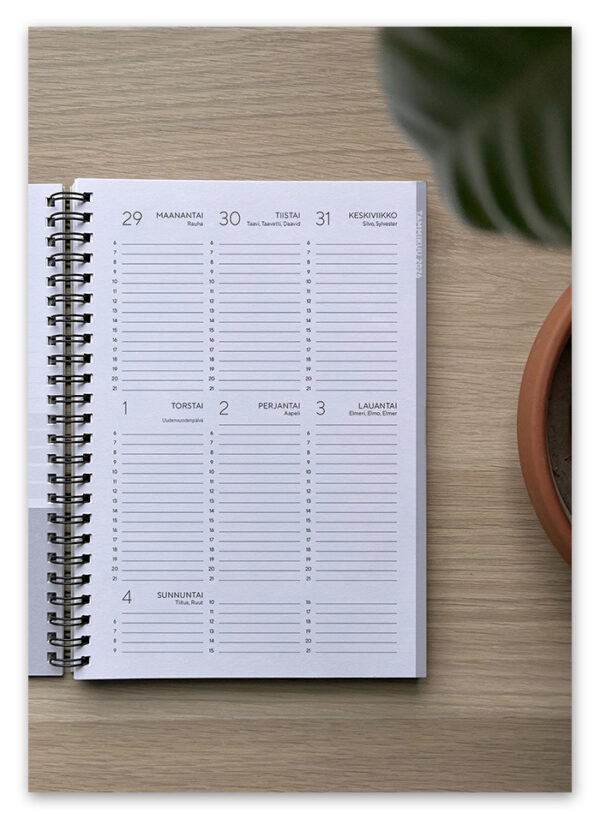 5402_vuosikalenteri_2026_ninnimoi_viikkosivu Ninnimoi vuosikalenteri 2026 viikko-aukeama